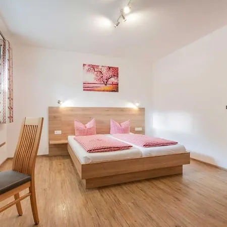 Haus Jedeler Appartement Neustift im Stubaital